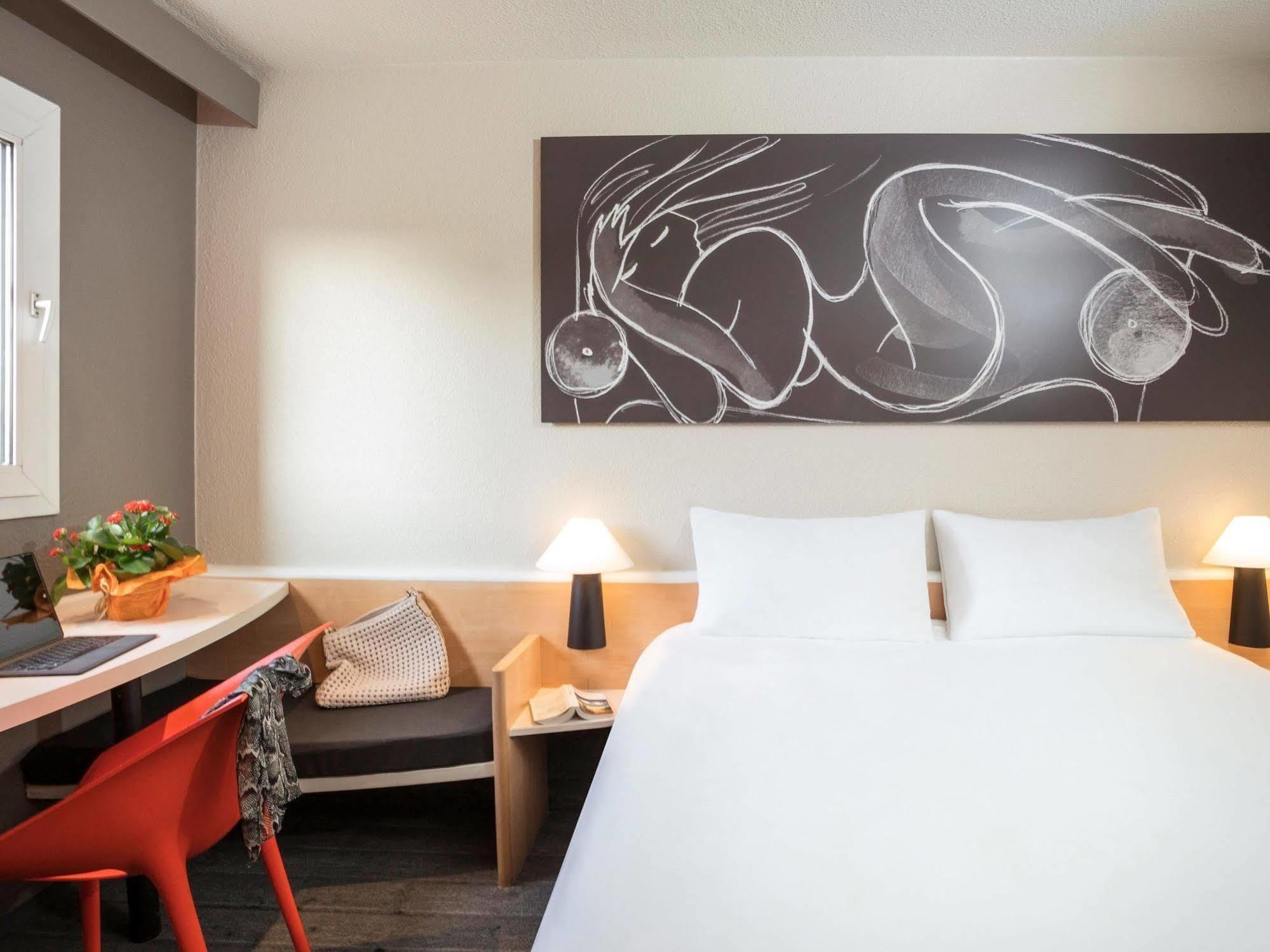Ibis Antibes Sophia-antipolis 3*