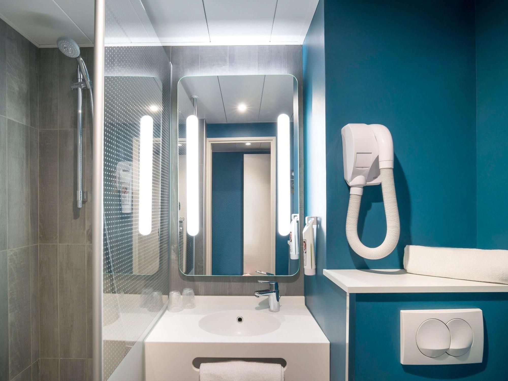 Hotel Ibis Antibes Sophia-antipolis 3*